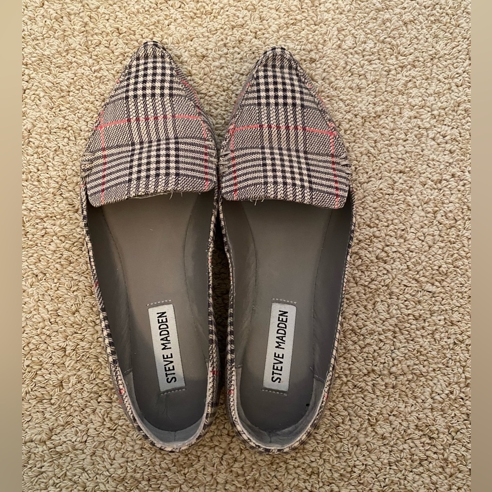 Steve Madden plaid loafers. Size 7.5
